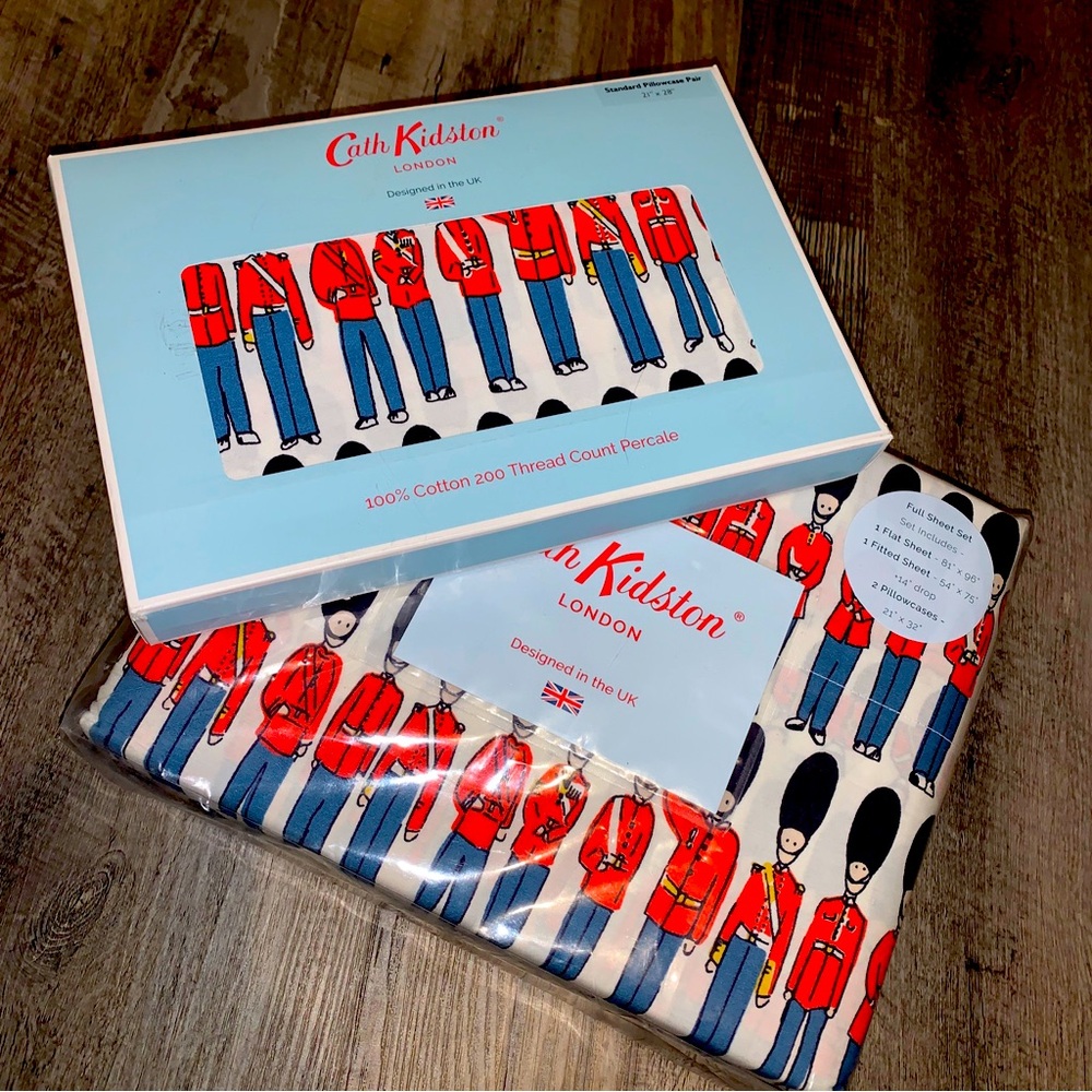Cath Kidston full double sheet set set - London guards - 6 piece